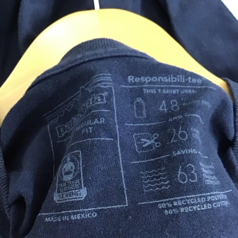 パタゴニア patagonia カットソー 長袖 長袖カットソー プリントカットソー クルーネック M ロゴ、文字 紺 / ネイビー / navy メンズ USED 古着 中古 10156628