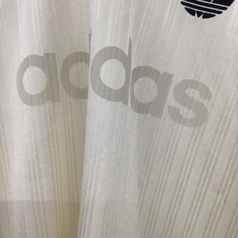 アディダス adidas ポロシャツ 半袖 半袖ポロシャツ カラーシャツ 半袖カットソー ロゴ、文字 アイボリー / アイボリー / メンズ USED 古着 中古 10156677