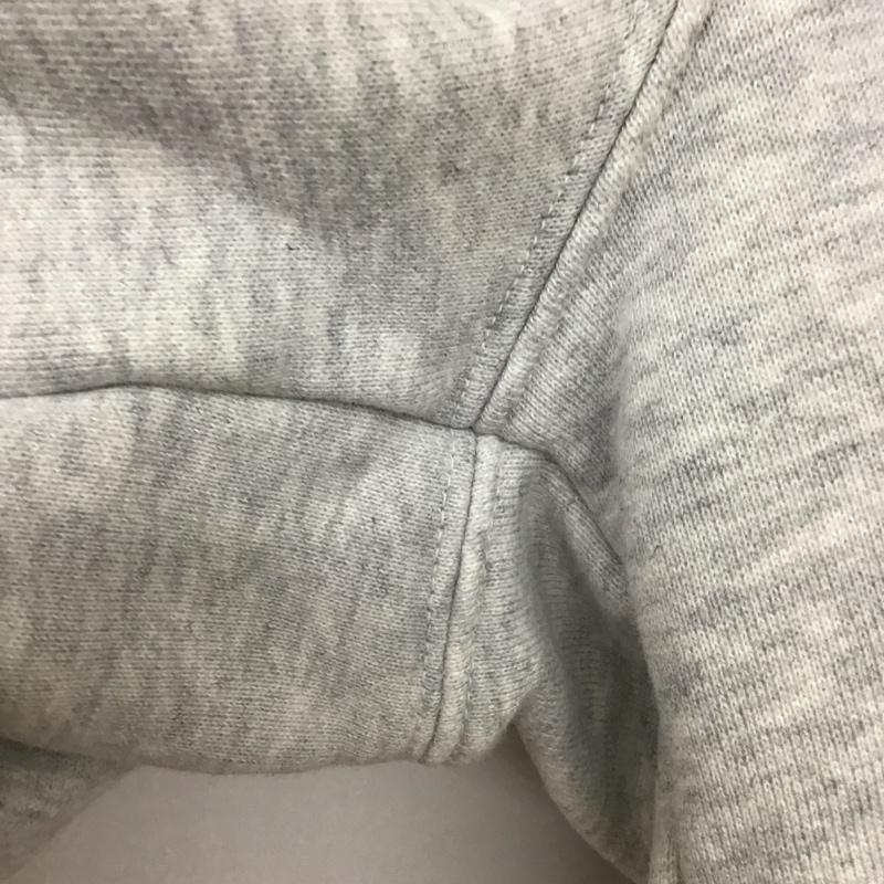 アディダス adidas パンツ ショートパンツ ショートパンツ ハーフパンツ カジュアルパンツ ロゴ、文字 灰 / グレー / gray メンズ USED 古着 中古 10156695