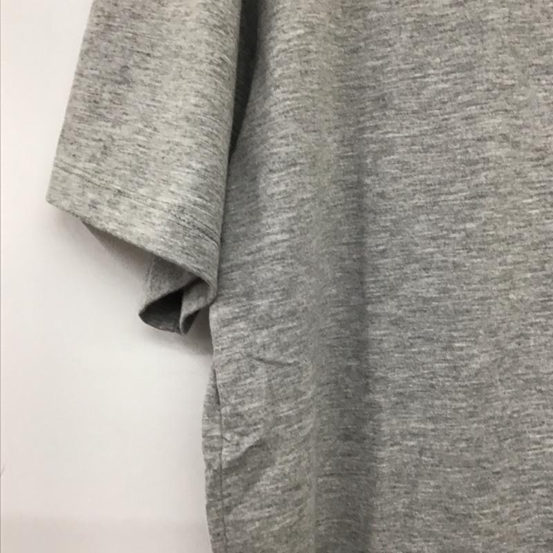 デウスエクスマキナ DEUS EX MACHINA Tシャツ 半袖 半袖カットソー プリントTシャツ クルーネックカットソー L ロゴ、文字 灰 / グレー / gray メンズ USED 古着 中古 10156696