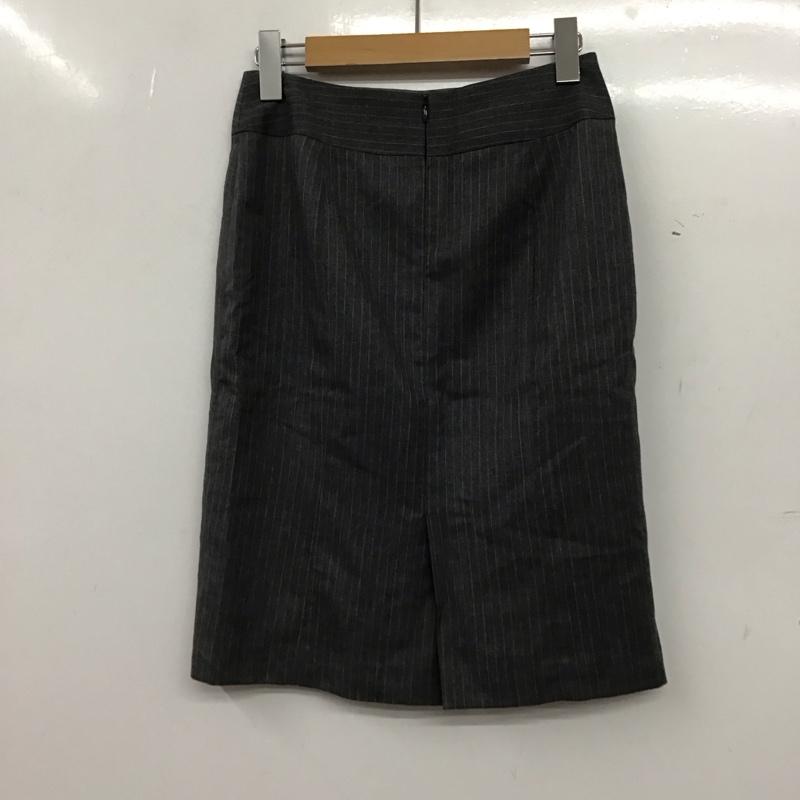ナチュラルビューティーベーシック NATURAL BEAUTY BASIC スカート ミニスカート S ストライプ 灰 / グレー / gray レディース USED 古着 中古 10156715
