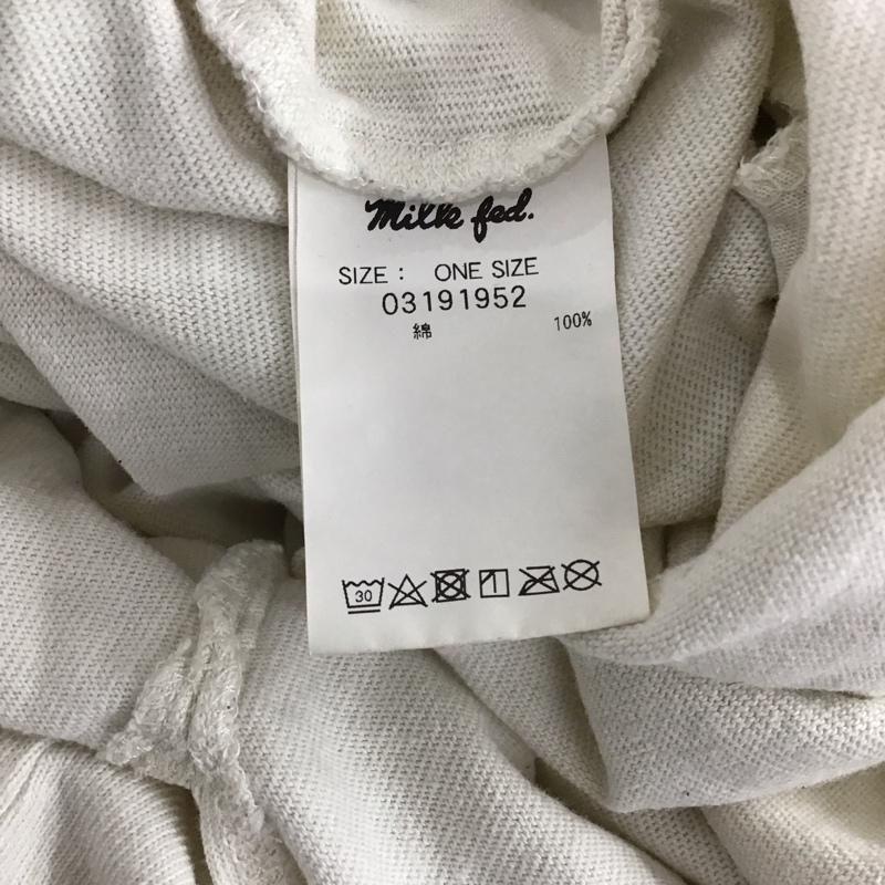 ミルクフェド MILKFED. ワンピース ひざ丈スカート 03191952 BAR BIG SILHOUETTE DRESS ビッグシルエット ONE SIZE ロゴ、文字 オフホワイト / オフホワイト / レディース USED 古着 中古 10156727