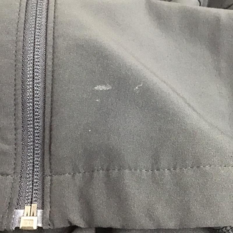 アンダーアーマー UNDER ARMOUR ジャケット、上着 ジャンパー、ブルゾン ジップアップジャケット アウター スタンドカラー XXL ロゴ、文字 黒 / ブラック / black メンズ USED 古着 中古 10156731