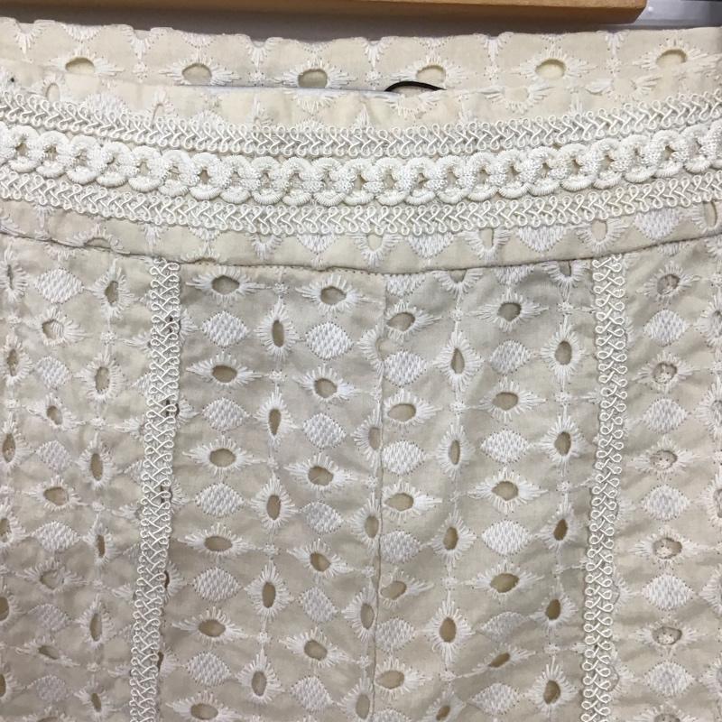 ザラ ZARA パンツ ショートパンツ ショートパンツ ハーフパンツ カジュアルパンツ L 総柄 アイボリー / アイボリー / レディース USED 古着 中古 10156756