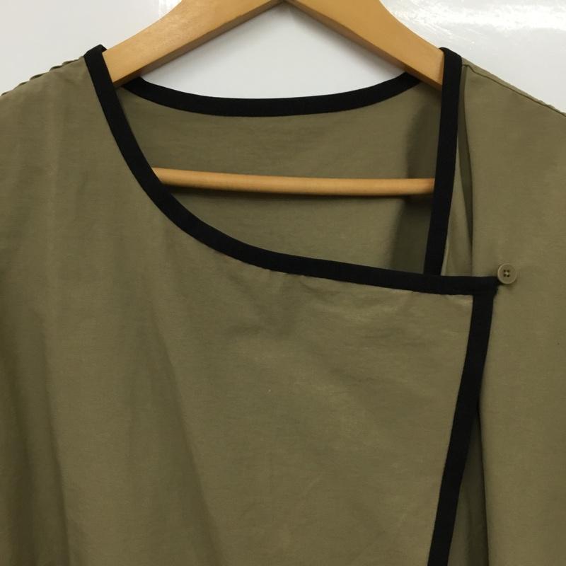 ジャバ Java ベスト ベスト ノースリーブベスト 前ボタン M 無地 カーキ / カーキ / khaki レディース USED 古着 中古 10156823
