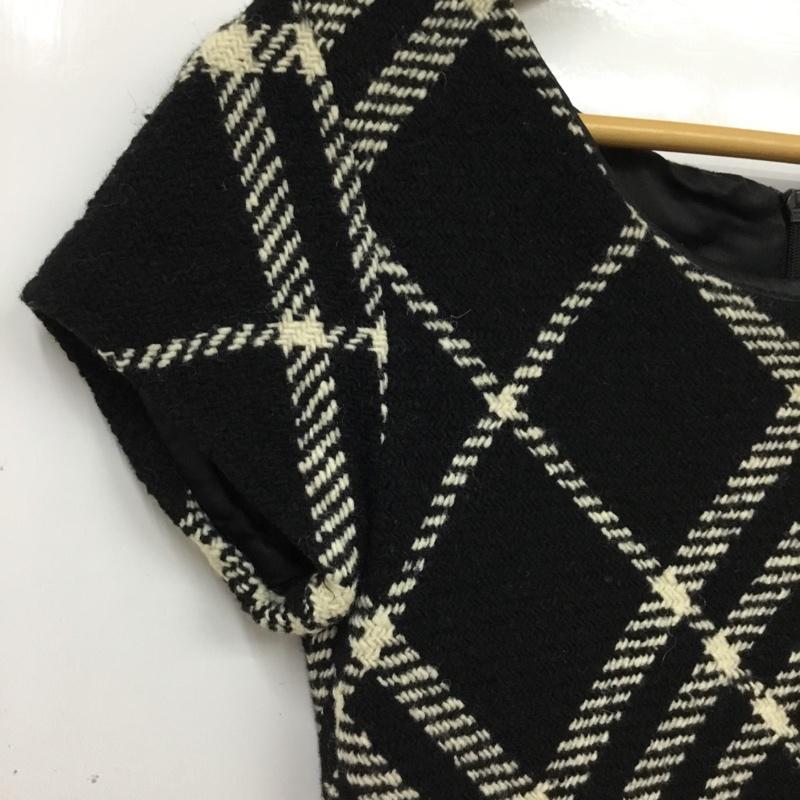 バーバリー BURBERRY ワンピース ミニスカート 半袖ミニワンピース フレアスカート プリント 白 / ホワイト / white X 黒 / ブラック / black レディース USED 古着 中古 10156835