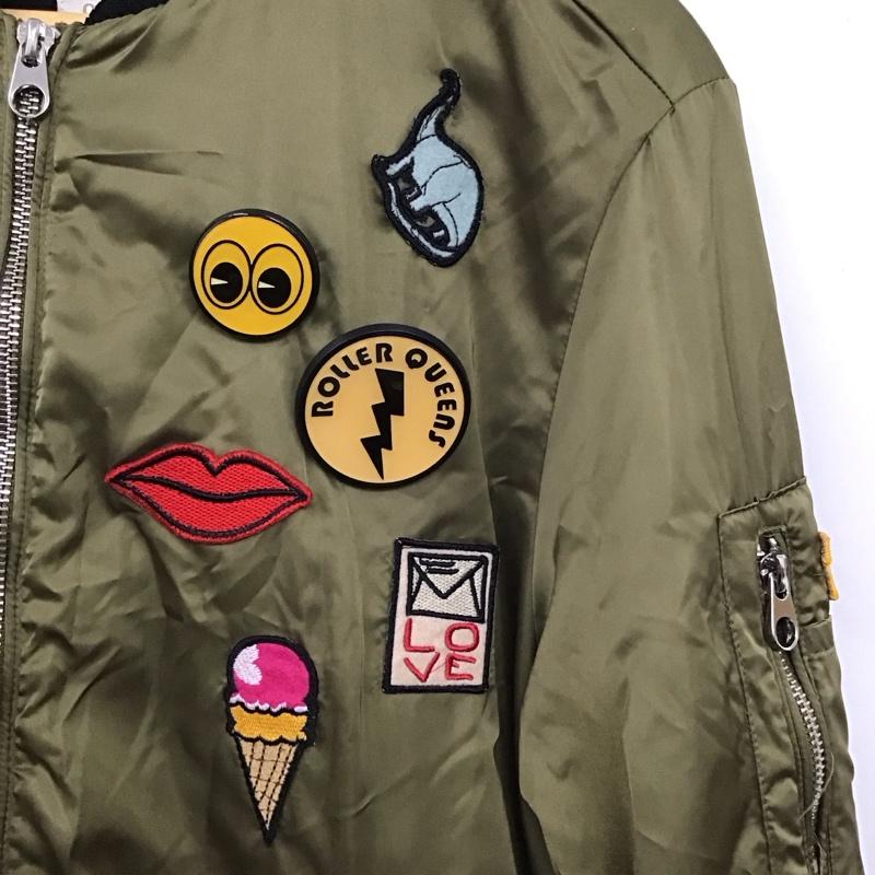 ザラティーアールエフ ZARA TRF ジャケット、上着 ジャンパー、ブルゾン ジップアップジャケット ナイロンジャケット アウター M ロゴ、文字 カーキ / カーキ / khaki レディース USED 古着 中古 10156907