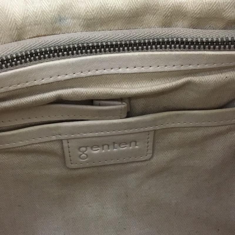 ゲンテン genten ショルダーバッグ ショルダーバッグ レザー 花 ハンドバッグ 2way ロゴ、文字 アイボリー / アイボリー / レディース USED 古着 中古 10157051