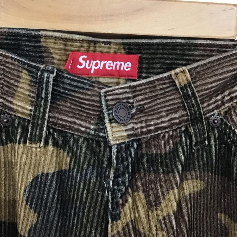 シュプリーム Supreme パンツ ワークパンツ、ペインターパンツ コーデュロイパンツ ワイドパンツ カジュアルパンツ 30インチ カモフラージュ柄・迷彩 マルチカラー / マルチカラー / multicolor メンズ USED 古着 中古 10157118