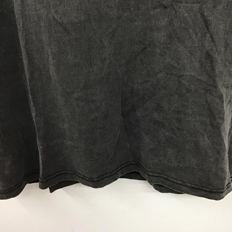 アンリラクシング unrelaxing Tシャツ 半袖 半袖カットソー プリントTシャツ クルーネックカットソー M ロゴ、文字 ダークグレー / ダークグレー / メンズ USED 古着 中古 10157125