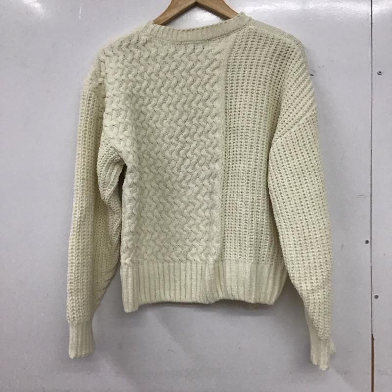 アズールバイマウジー AZUL BY MOUSSY ニット、セーター 長袖 250JSC70-0091 サイドレースアップケーブルニット FREE 無地 白 / ホワイト / white レディース USED 古着 中古 10157147