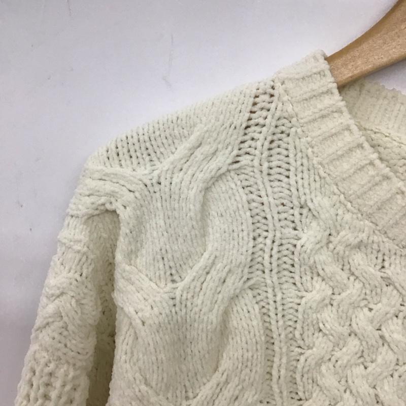アズールバイマウジー AZUL BY MOUSSY ニット、セーター 長袖 250JSC70-0091 サイドレースアップケーブルニット FREE 無地 白 / ホワイト / white レディース USED 古着 中古 10157147
