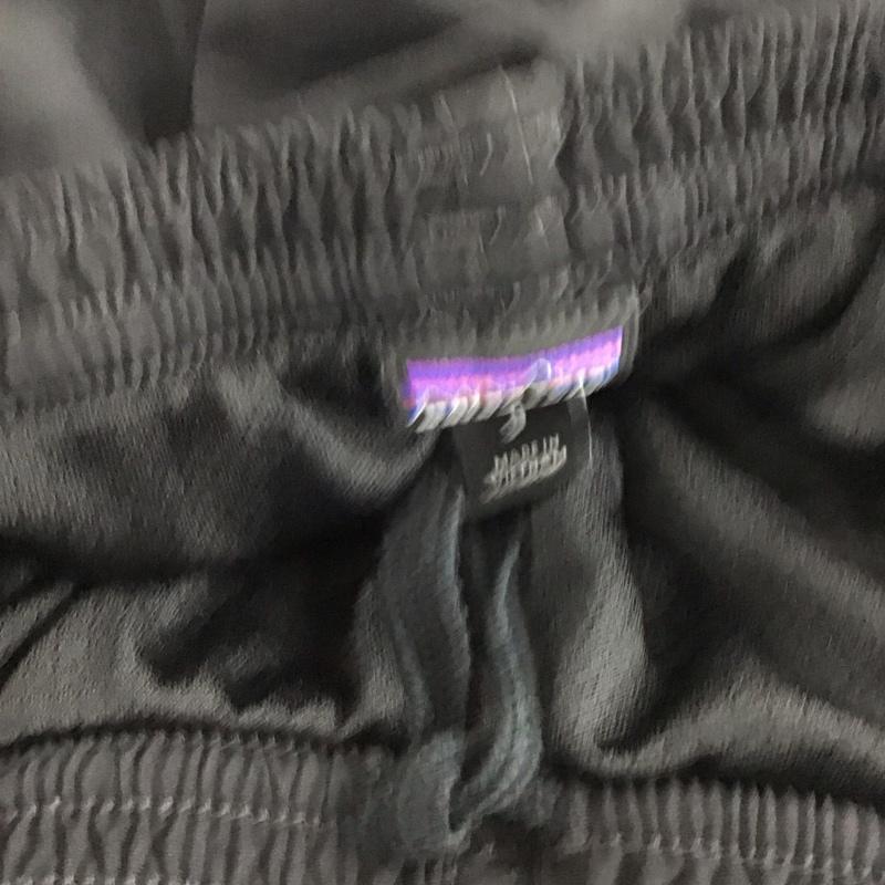 パタゴニア patagonia パンツ ショートパンツ ショートパンツ ハーフパンツ カジュアルパンツ S 無地 黒 / ブラック / black メンズ USED 古着 中古 10157166