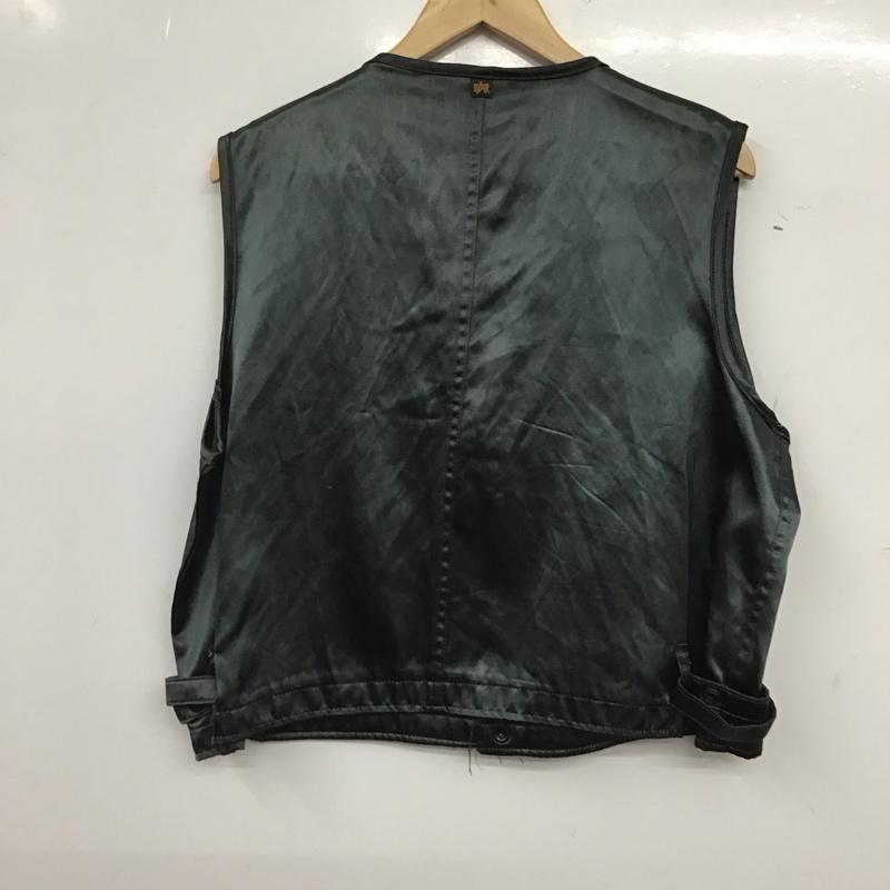 アルファインダストリー Alpha Industries ベスト ベスト ベスト フロントボタン ノースリーブ S ロゴ、文字 緑 / グリーン / green メンズ USED 古着 中古 10157188