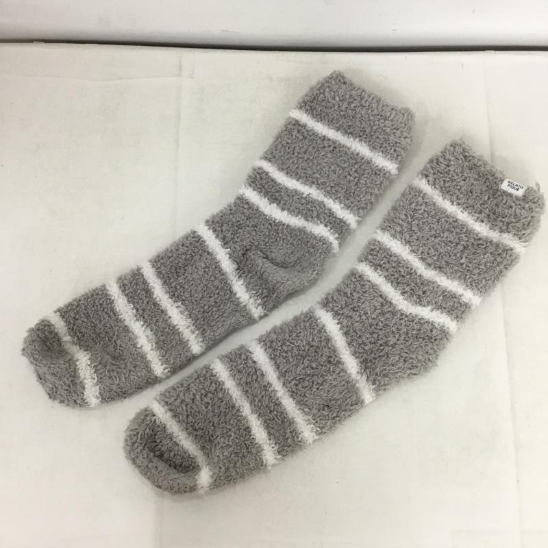 ジェラートピケオム GELATO PIQUE HOMME ウェア ウェア PMNT225162 ルームウェア Vネックカーディガン ルームパンツ 靴下 ソックス ONE SIZE ボーダー柄 灰 / グレー / gray X 白 / ホワイト / white メンズ USED 古着 中古 10157339