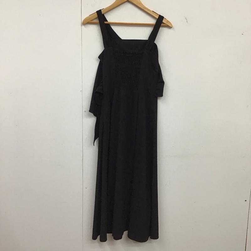エモダ EMODA ワンピース ロングスカート ノースリーブロングワンピース フレアスカート FREE 無地 黒 / ブラック / black レディース USED 古着 中古 10157426