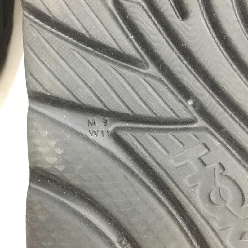 ホカオネオネ HOKA ONEONE サンダル サンダル トングサンダル M9 W11 ワンポイント 黒 / ブラック / black メンズ USED 古着 中古 10157462