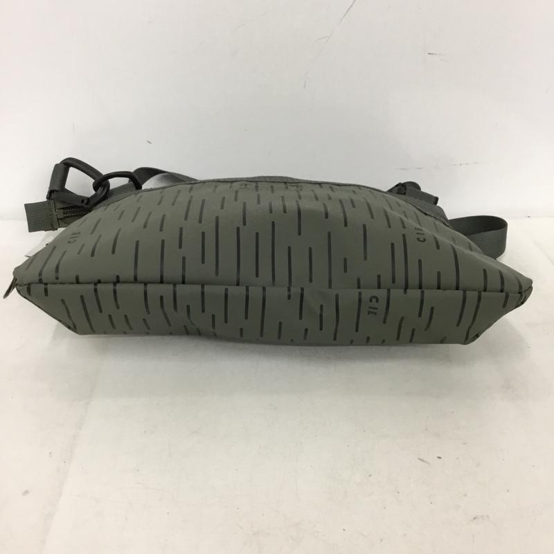 シー CIE ショルダーバッグ ショルダーバッグ サコッシュ 032052RC 総柄 カーキ / カーキ / khaki メンズ USED 古着 中古 10157533