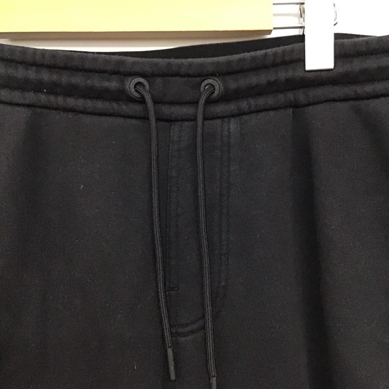 カルバン・クライン Calvin Klein パンツ ワークパンツ、ペインターパンツ スウェットパンツ ワイドパンツ カジュアルパンツ M ロゴ、文字 ダークグレー / ダークグレー / メンズ USED 古着 中古 10157593