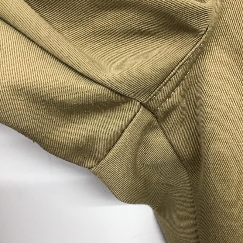 カーハート Carhartt パンツ ワークパンツ、ペインターパンツ ワークパンツ ワイドパンツ カジュアルパンツ 34 ロゴ、文字 ベージュ / ベージュ / beige メンズ USED 古着 中古 10157666