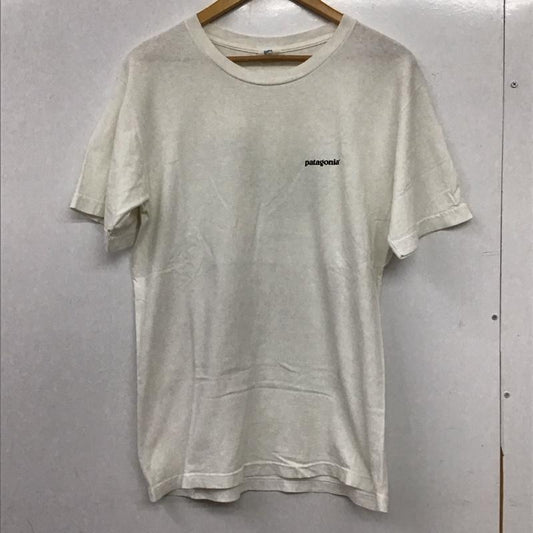 パタゴニア patagonia Tシャツ 半袖 半袖カットソー プリントTシャツ クルーネックカットソー ロゴ、文字 白 / ホワイト / white メンズ USED 古着 中古 10157687
