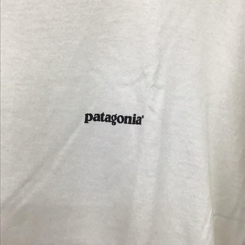 パタゴニア patagonia Tシャツ 半袖 半袖カットソー プリントTシャツ クルーネックカットソー ロゴ、文字 白 / ホワイト / white メンズ USED 古着 中古 10157687