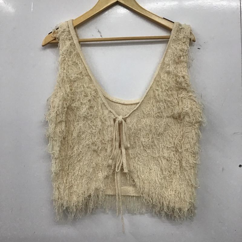 ローリーズファーム LOWRYS FARM ベスト ベスト FREE 無地 アイボリー / アイボリー / レディース USED 古着 中古 10157705