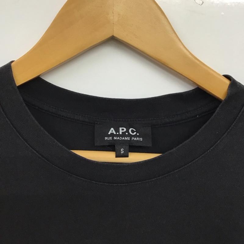 アーペーセー A.P.C. Tシャツ 半袖 半袖カットソー プリントTシャツ クルーネックカットソー S ロゴ、文字 ダークグレー / ダークグレー / メンズ USED 古着 中古 10157775