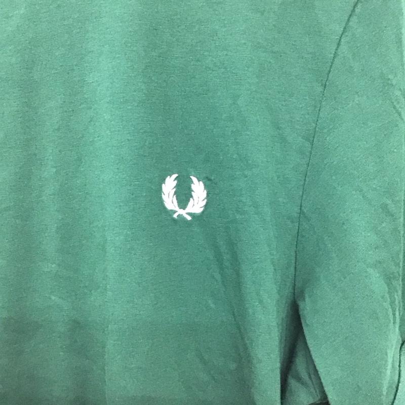 フレッドペリー FRED PERRY Tシャツ 半袖 半袖カットソー プリントTシャツ クルーネックカットソー M ロゴ、文字 紺 / ネイビー / navy メンズ USED 古着 中古 10157778