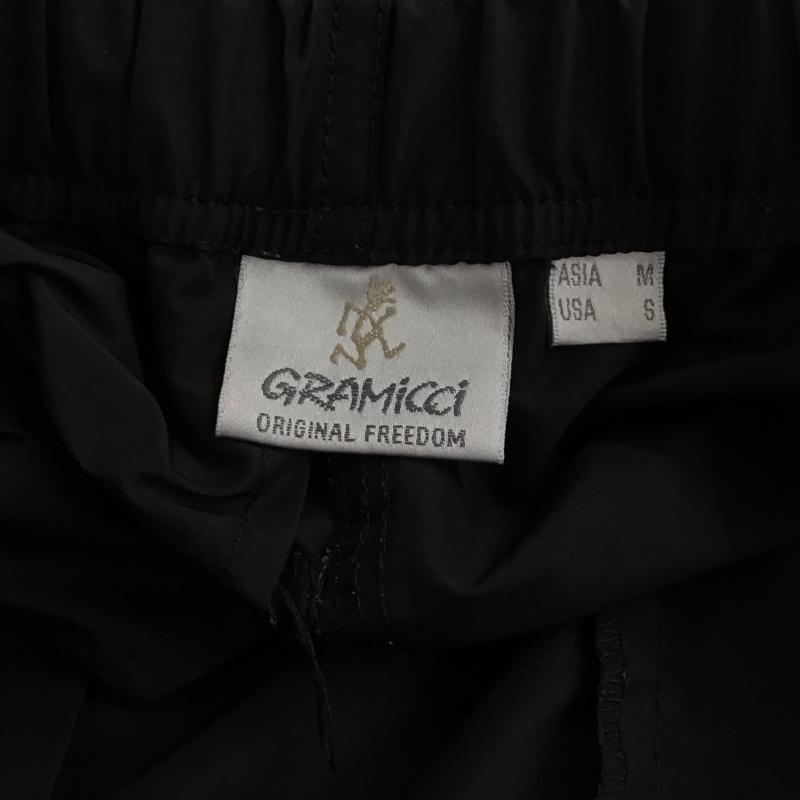 グラミチ GRAMICCI パンツ ショートパンツ ショートパンツ ハーフパンツ カジュアルパンツ M ロゴ、文字 黒 / ブラック / black メンズ USED 古着 中古 10157818