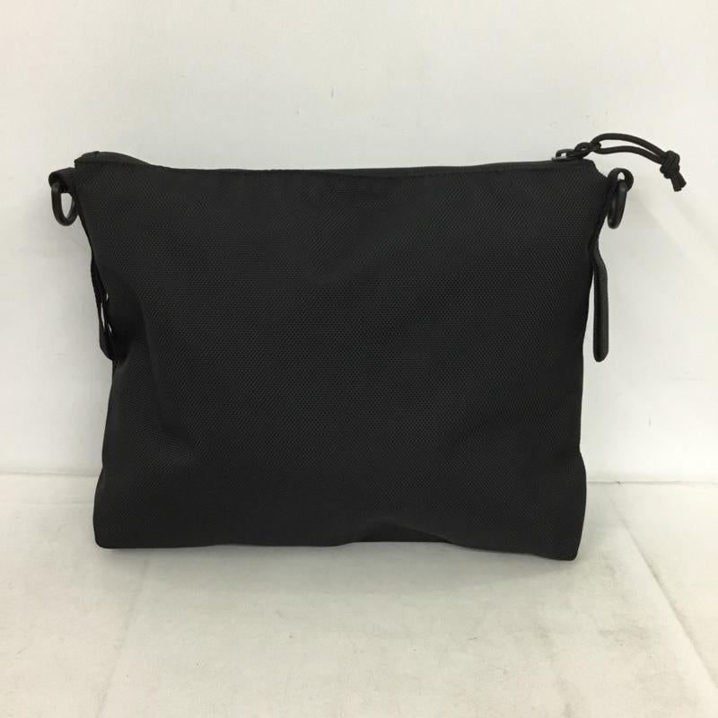 ニューエラ NEW ERA ショルダーバッグ ショルダーバッグ サコッシュ ロゴ、文字 黒 / ブラック / black メンズ USED 古着 中古 10157927