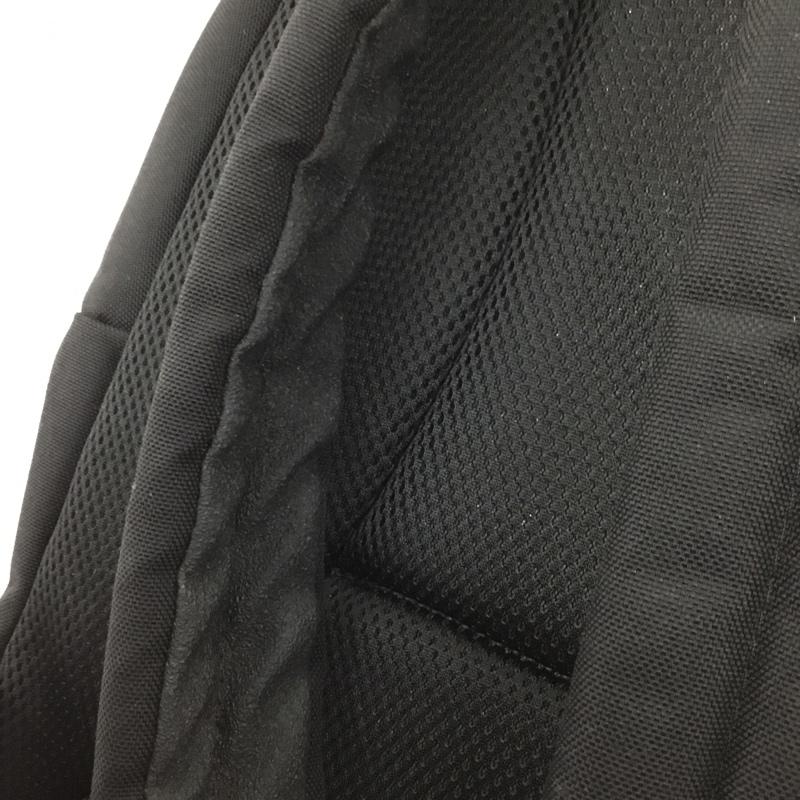 マンハッタンポーテージ Manhattan Portage リュックサック、デイパック リュックサック、デイバッグ ロゴ、文字 黒 / ブラック / black メンズ USED 古着 中古 10157929