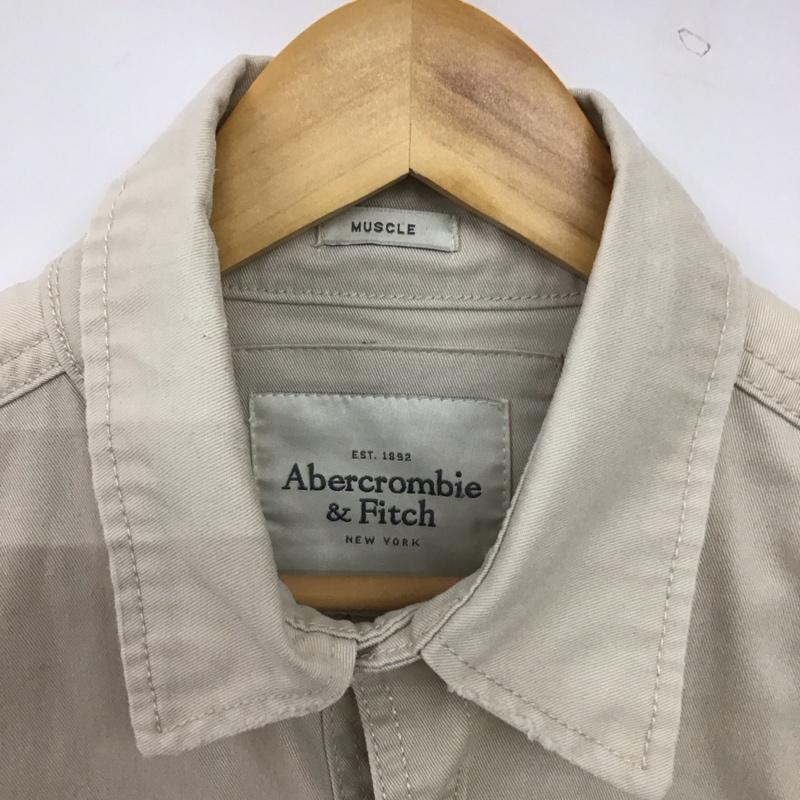 アバクロンビーアンドフィッチ ABERCROMBIE&FITCH シャツ、ブラウス 半袖 半袖シャツ 無地シャツ ポケットシャツ M ダメージ加工 アイボリー / アイボリー / メンズ USED 古着 中古 10158004