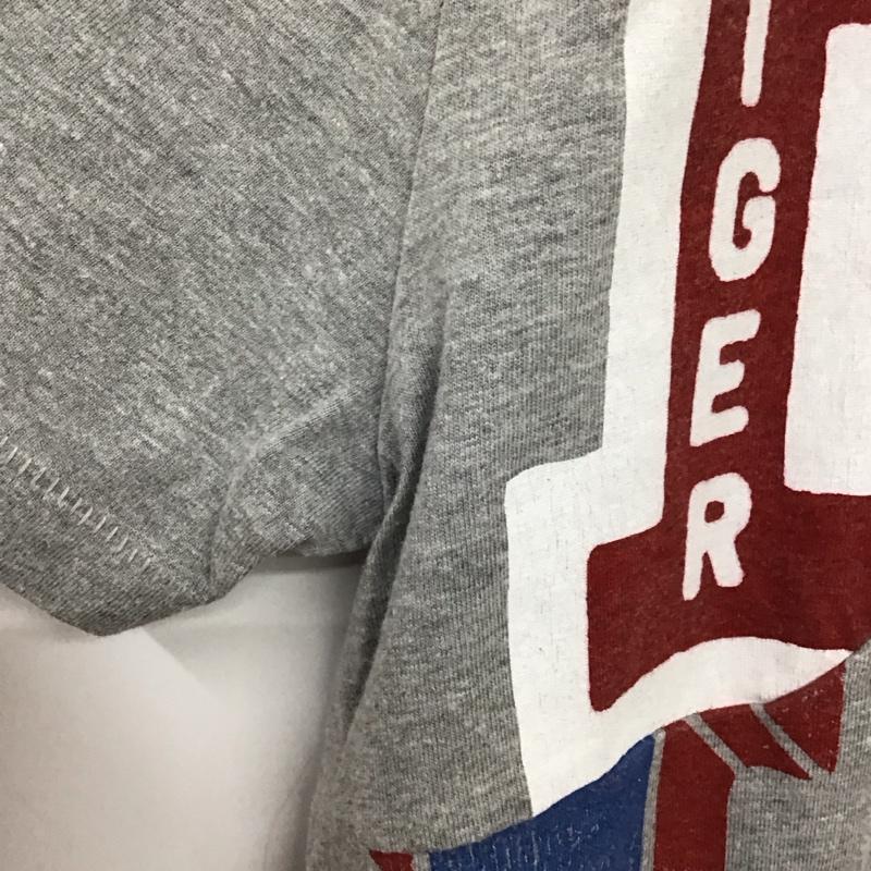 トミーヒルフィガー TOMMY HILFIGER Tシャツ 半袖 半袖カットソー プリントTシャツ クルーネックカットソー L ロゴ、文字 灰 / グレー / gray メンズ USED 古着 中古 10158048