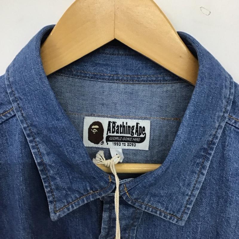 アベイシングエイプ A BATHING APE シャツ、ブラウス 長袖 長袖シャツ デニムシャツ カラーシャツ L ロゴ、文字 インディゴ / インディゴ / Indigo メンズ USED 古着 中古 10158113