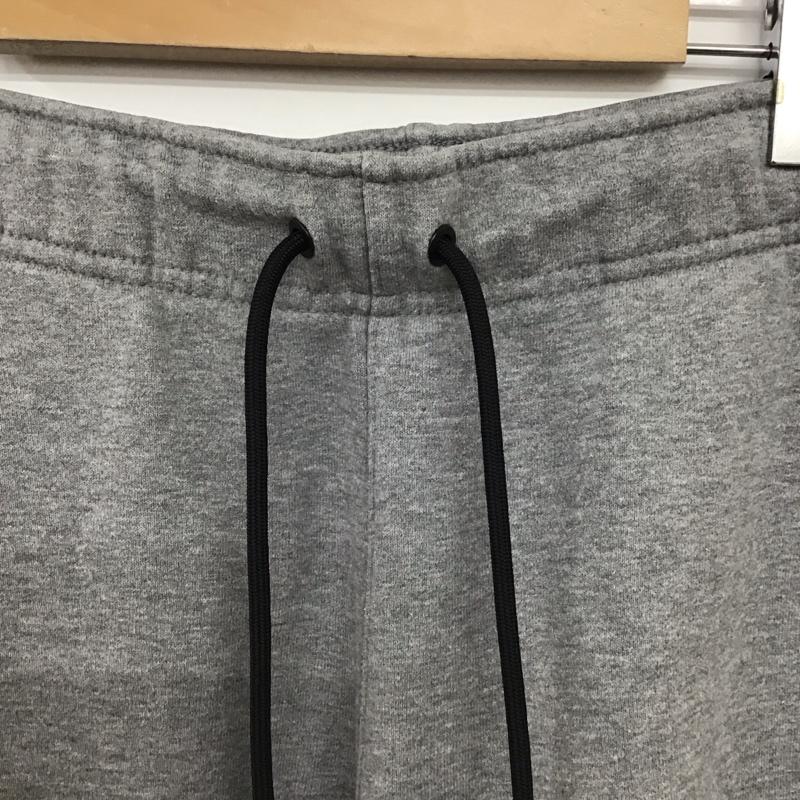 エアジョーダン AIR JORDAN パンツ ショートパンツ ショートパンツ ハーフパンツ カジュアルパンツ L ロゴ、文字 灰 / グレー / gray メンズ USED 古着 中古 10158122