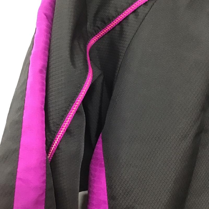 ナイキ NIKE ジャケット、上着 ジャンパー、ブルゾン ジップアップジャケット ナイロンジャケット アウター S ロゴ、文字 黒 / ブラック / black X 紫 / パープル / purple メンズ USED 古着 中古 10158211