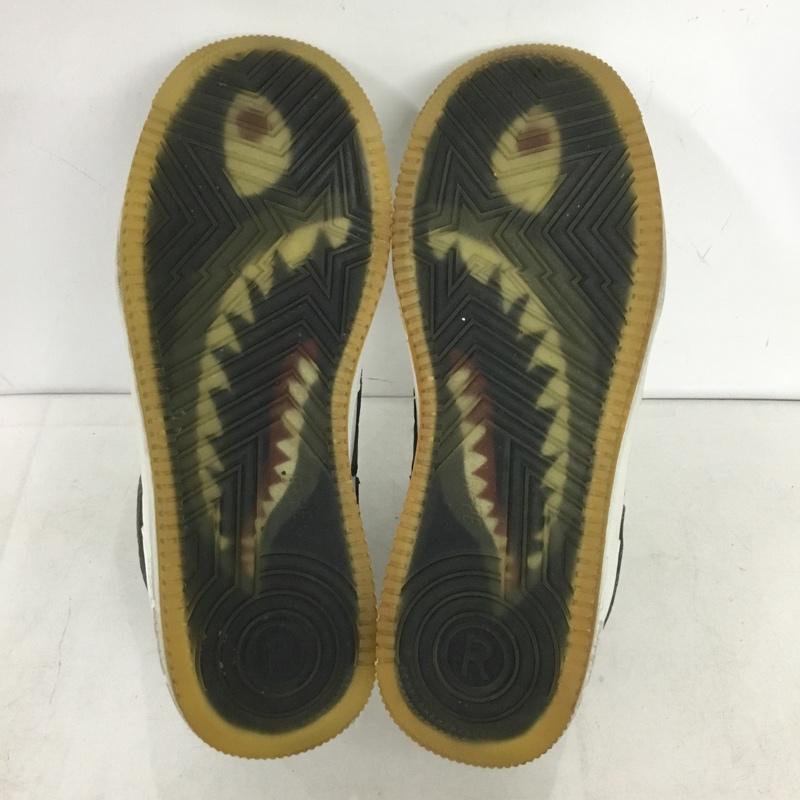 アベイシングエイプ A BATHING APE スニーカー スニーカー BAPE 27.5cm ローカット 27.5cm ロゴ、文字 白 / ホワイト / white X 黒 / ブラック / black メンズ USED 古着 中古 10158308