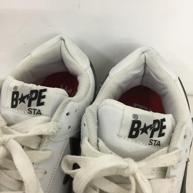 アベイシングエイプ A BATHING APE スニーカー スニーカー BAPE 27.5cm ローカット 27.5cm ロゴ、文字 白 / ホワイト / white X 黒 / ブラック / black メンズ USED 古着 中古 10158308