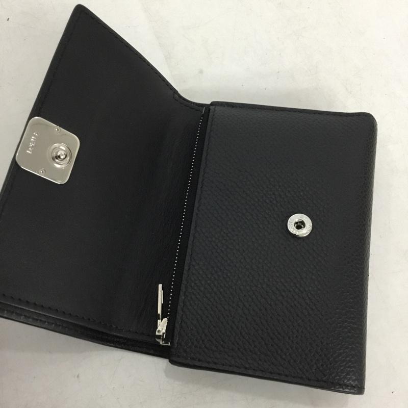 ロエベ LOEWE 財布 コンパクト財布 062506 三つ折り財布 アナグラム ワンポイント 黒 / ブラック / black X 銀 / シルバー / silver color メンズ USED 古着 中古 10158364