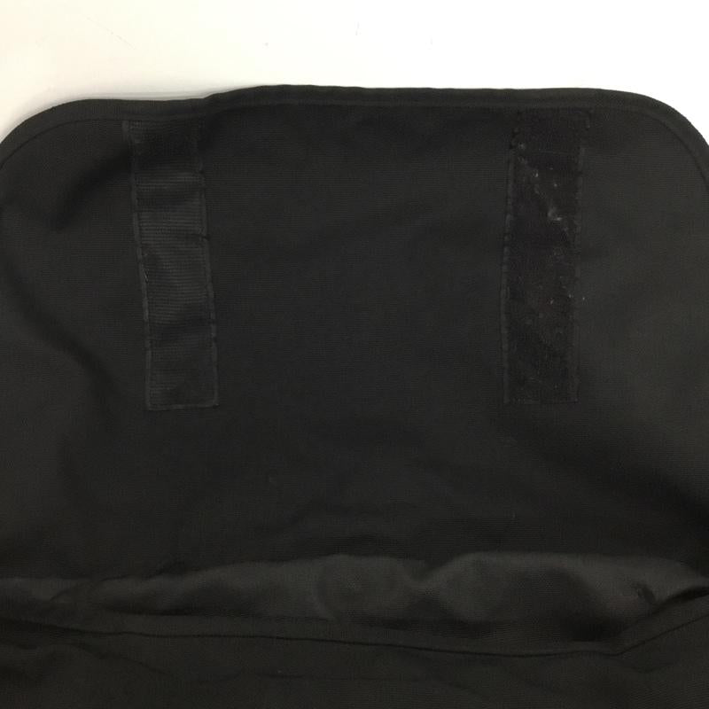 マンハッタンポーテージ Manhattan Portage メッセンジャーバッグ メッセンジャーバッグ ショルダーバッグ ロゴ、文字 黒 / ブラック / black メンズ USED 古着 中古 10158373