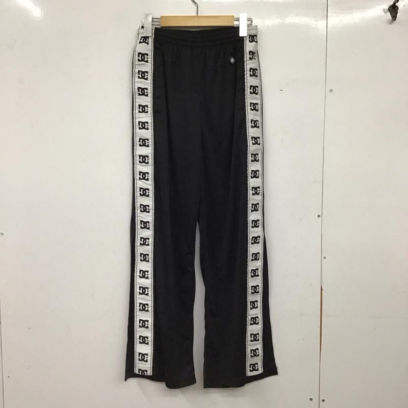 ジェイダ GYDA ボトムス ボトムス 072110763201 DCロゴラインスリットパンツ FREE ロゴ、文字 黒 / ブラック / black レディース USED 古着 中古 10158380