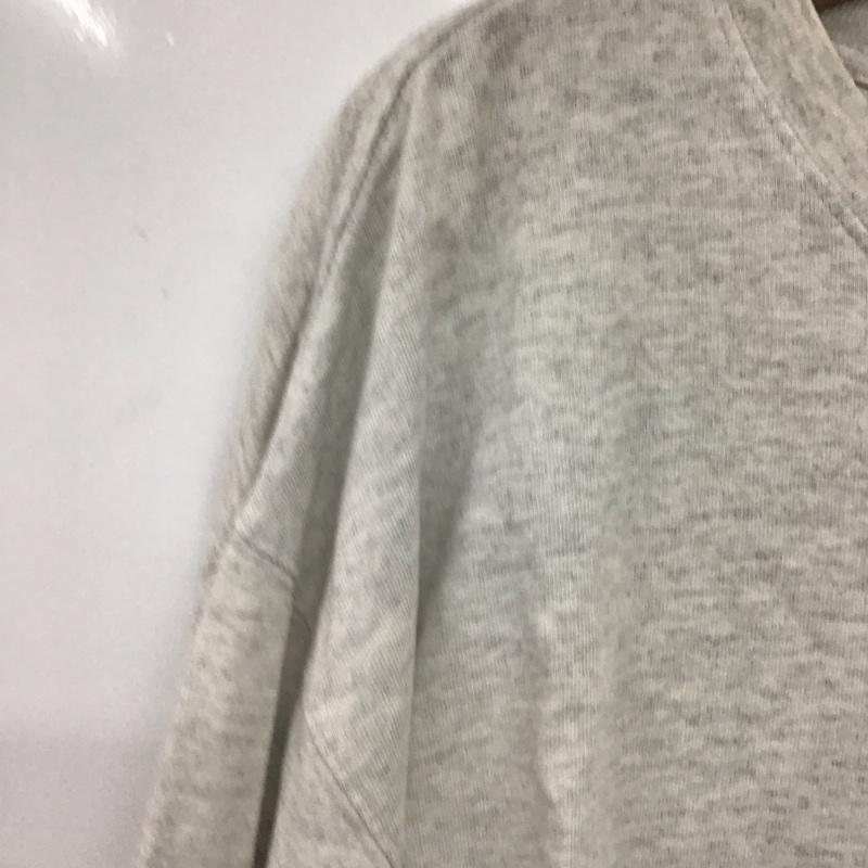 カーハート Carhartt カットソー 長袖 長袖カットソー 無地カットソー クルーネック XL ロゴ、文字 灰 / グレー / gray メンズ USED 古着 中古 10158420