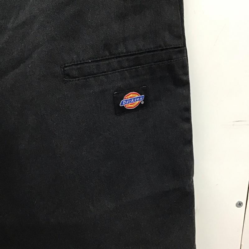 ディッキーズ Dickies パンツ ショートパンツ ショートパンツ ハーフパンツ カジュアルパンツ 34 ロゴ、文字 ダークグレー / ダークグレー / メンズ USED 古着 中古 10158439