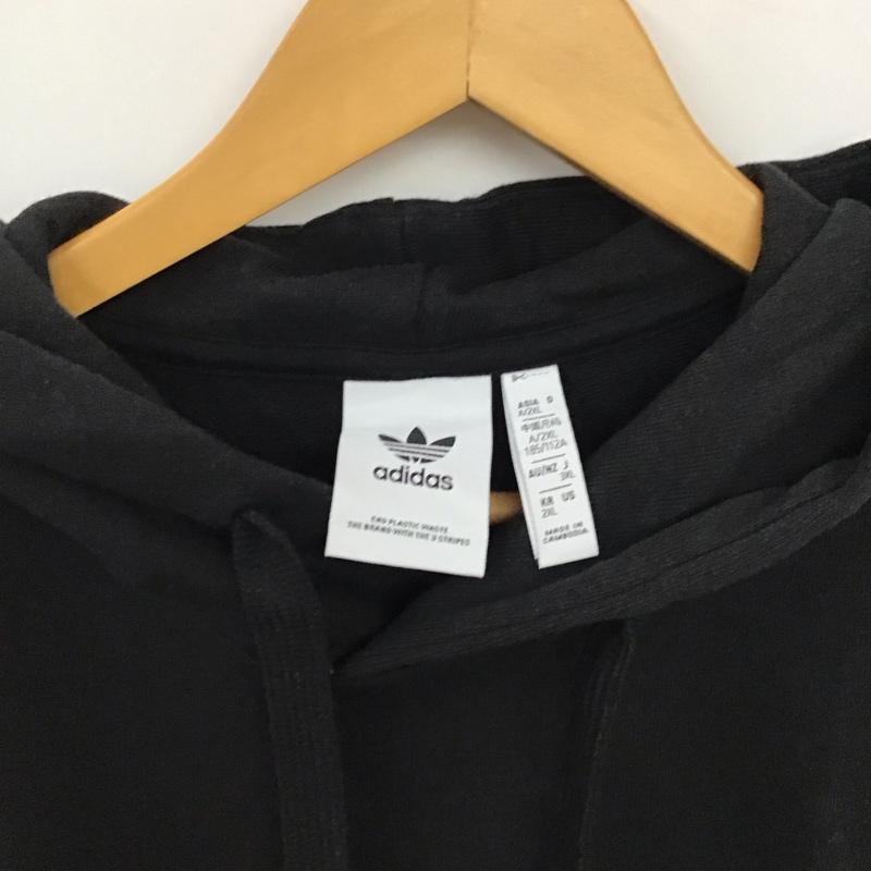 アディダス adidas パーカー 長袖 長袖パーカー プルオーバーパーカー スウェット ロゴ、文字 黒 / ブラック / black メンズ USED 古着 中古 10158554