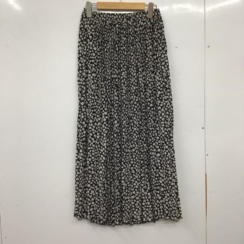 ニコアンド niko and... スカート ロングスカート プリーツスカート ロングスカート プリント 白 / ホワイト / white X 黒 / ブラック / black レディース USED 古着 中古 10158639