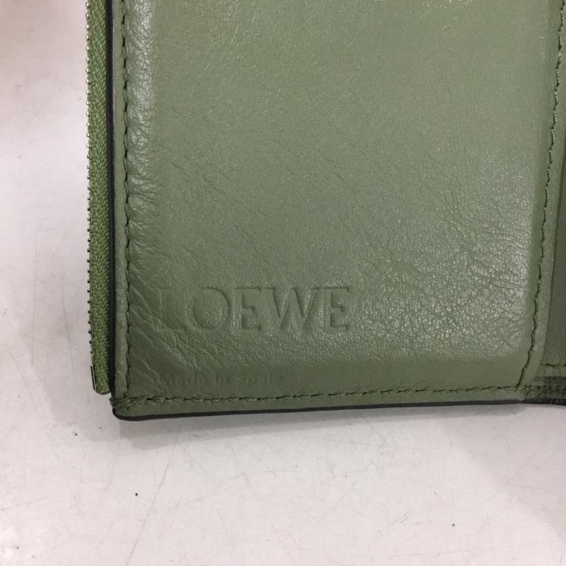 ロエベ LOEWE 財布 コンパクト財布 アナグラムロゴ 三つ折り 箱有 ワンポイント 薄緑 / ライトグリーン / レディース USED 古着 中古 10158723