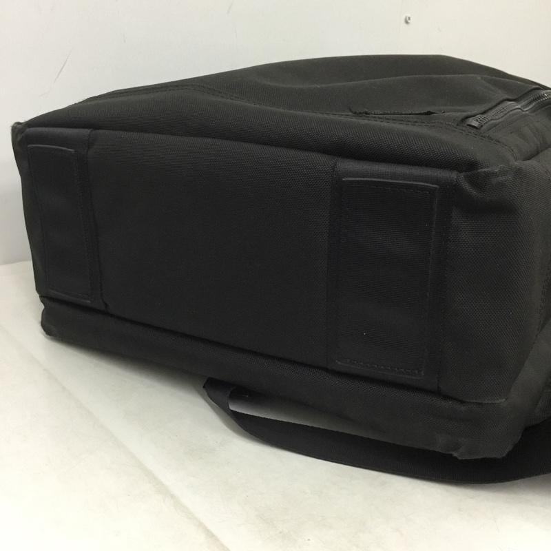 ポーター PORTER リュックサック、デイパック リュックサック、デイバッグ ビジネスバッグ DAYPACK ロゴ、文字 黒 / ブラック / black メンズ USED 古着 中古 10158728