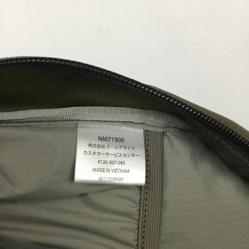 ザノースフェイス THE NORTH FACE リュックサック、デイパック リュックサック、デイバッグ NM71900 VOSTOK デイパック ロゴ、文字 カーキ / カーキ / khaki メンズ USED 古着 中古 10158729