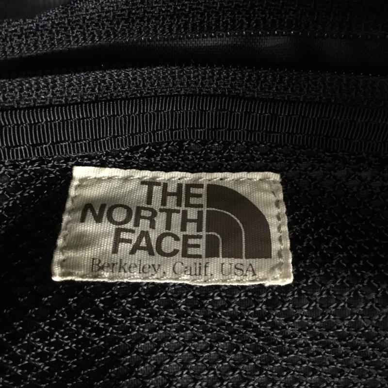 ザノースフェイス THE NORTH FACE リュックサック、デイパック リュックサック、デイバッグ 茶タグ ロゴ、文字 黒 / ブラック / black メンズ USED 古着 中古 10158732